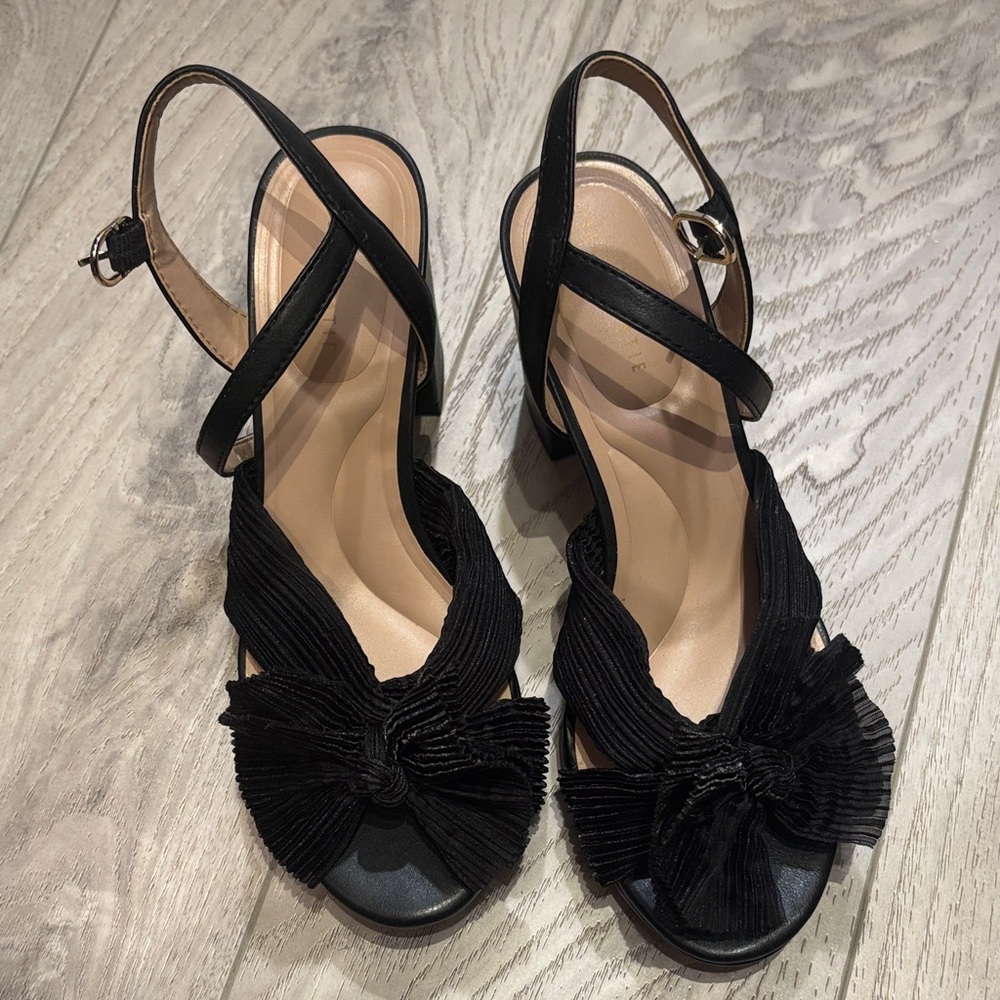 Kelly & Katie Black Bow Heels